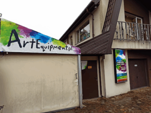 Art-Equipment