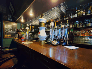 Emerald Irish Pub