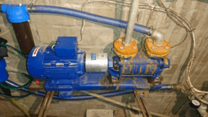 Pogotowie hydrauliczne, hydraulik